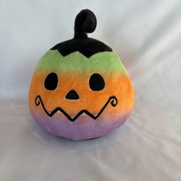 Squishmallows 5 Inch Flip-A-Mallow Holly Owl Vampire and Pumpkin Halloween Plush - Picture 3 of 6